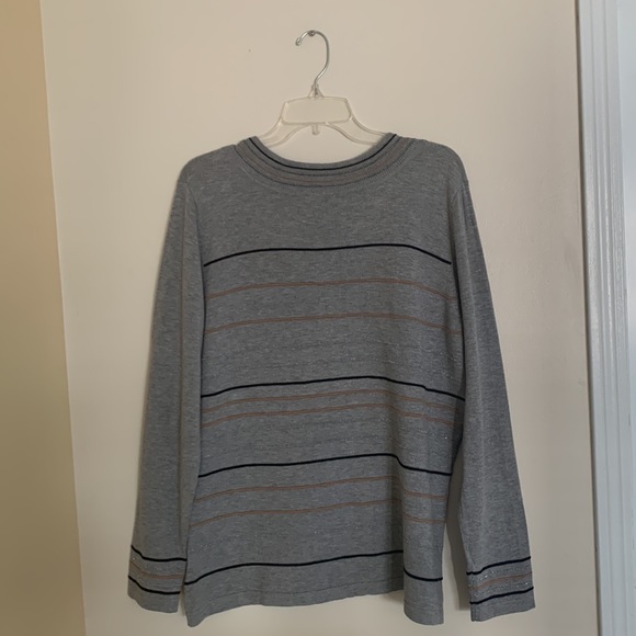 Grey v-neck striped long sleeved sweater - Picture 3 of 5